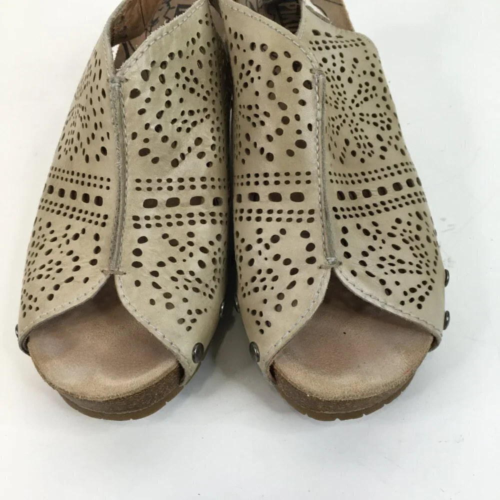 Pikolinos Benissa Laser Cutout Leather Wedge Shoes Size 38